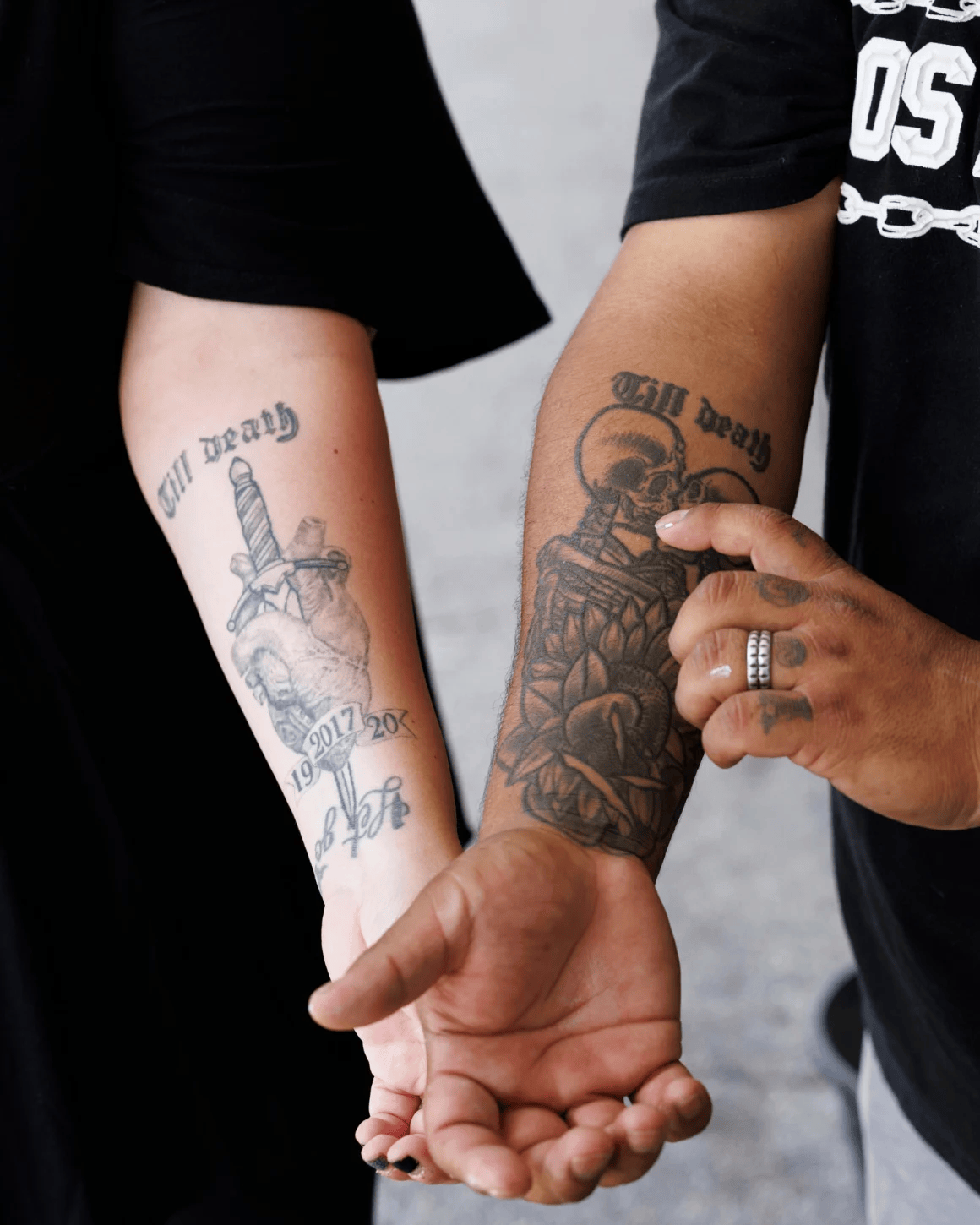 一家人自愿被驱逐出美国：“留在这里是一场赌博”