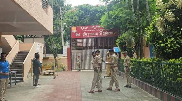 “你们应该像我一样受苦”，印度60多所学校同日收到“诈”弹威胁邮件