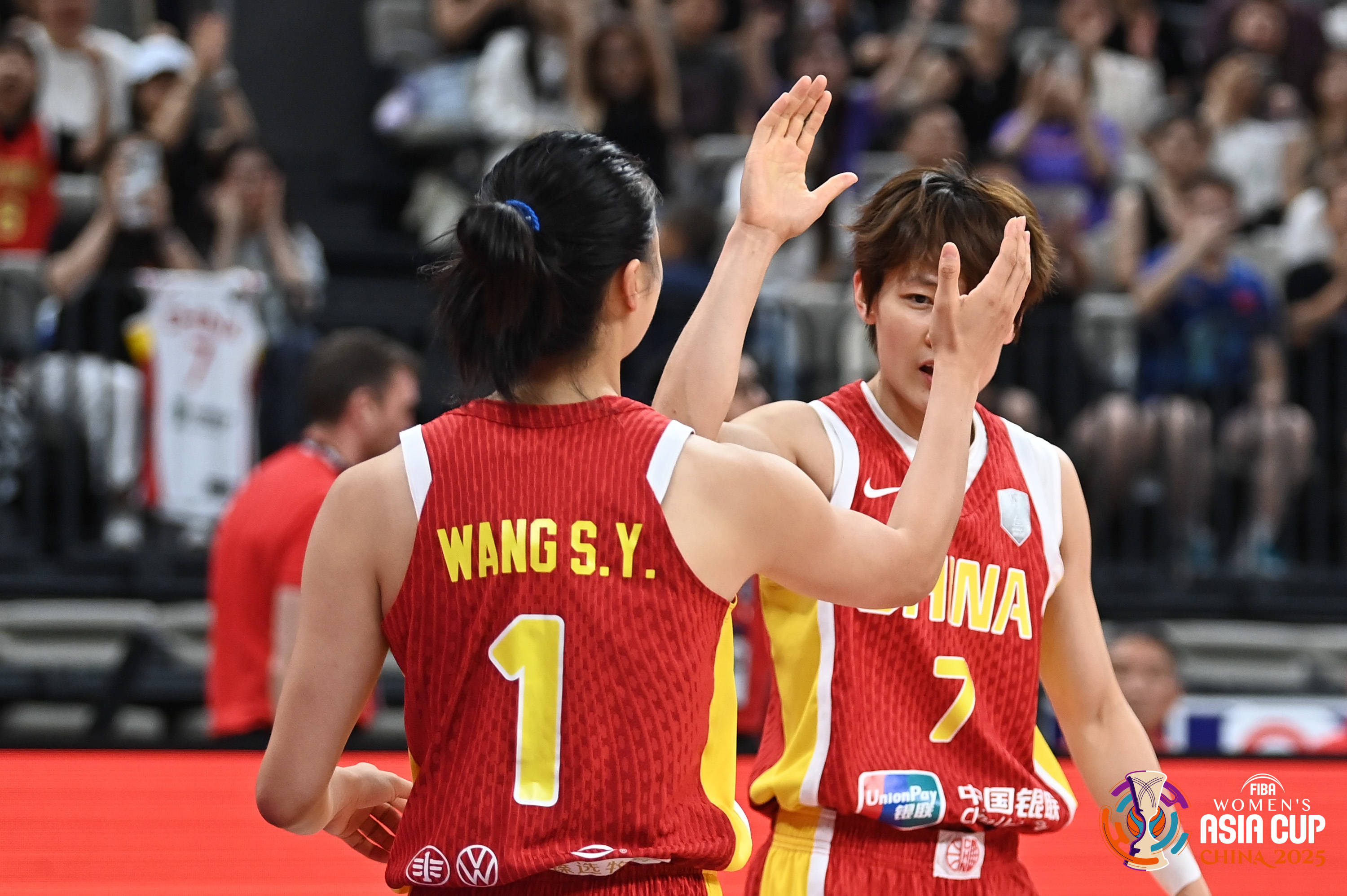 亚洲杯-张子宇18分王思雨19+7+7 中国女篮擒韩国获铜牌