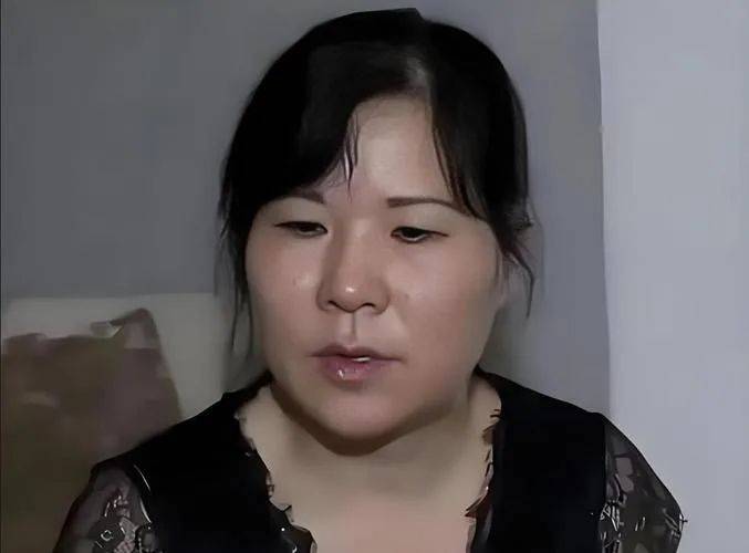 湖南55岁女子因长得太漂亮,没上过一天班,颜值曝光后网友都蒙了