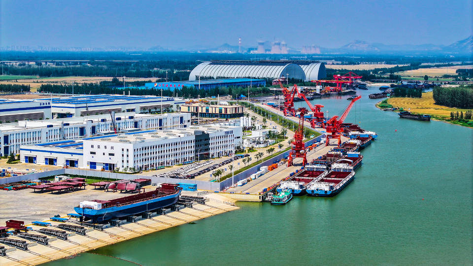 武汉理工大学教授裴志勇：载量更大、能耗更低，我们的船更懂运河