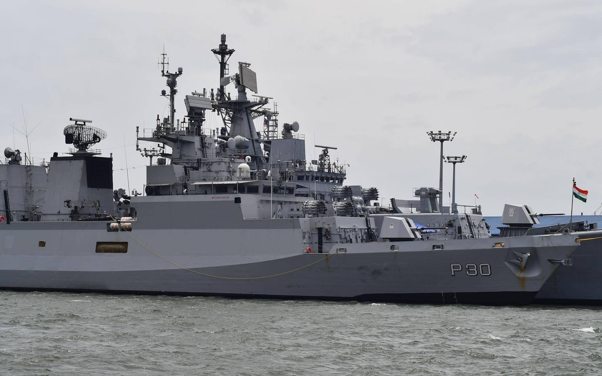 印海军想给中国来个突然袭击，四舰闯进南海，中方直接“上硬菜”