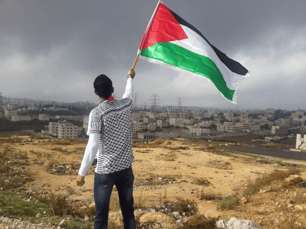 公开跟中俄唱反调，伊朗革命卫队不接受巴以两国方案，扬言要灭掉以色列