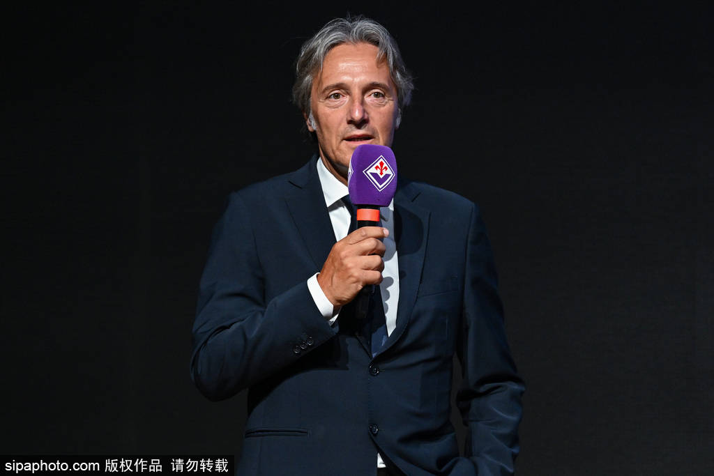 尤文前锋皮特雷利租借威尼斯：交易背后的战术思考与未来展望