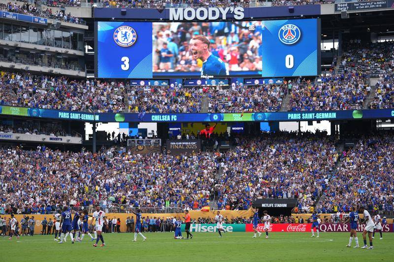 英超前瞻：利物浦有懈可击 新赛季军枪城车四队争冠