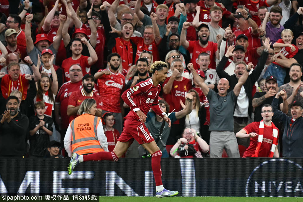 英超揭幕战-埃基蒂克传射萨拉赫破门 利物浦4-2伯恩茅斯