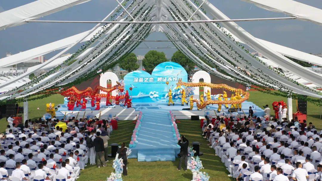 恭喜，他们结婚了！