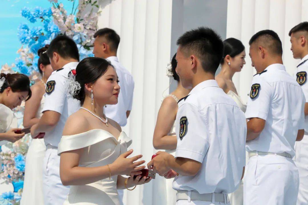 恭喜，他们结婚了！