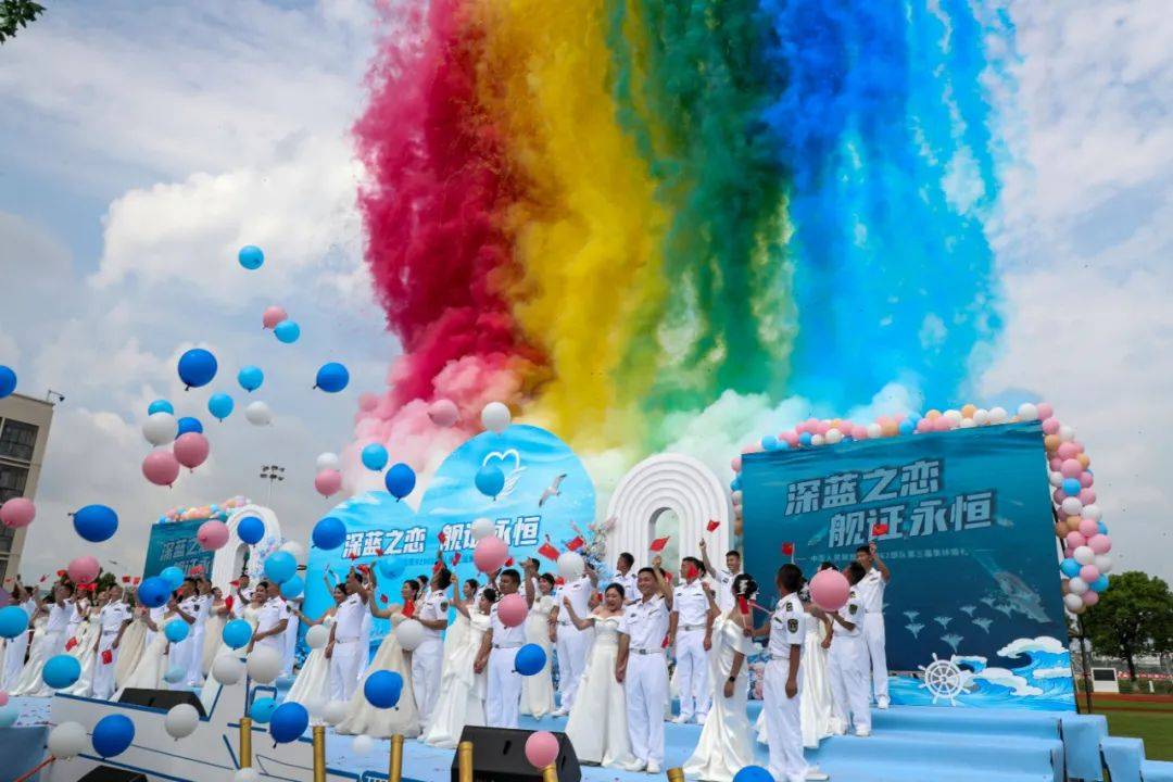 恭喜，他们结婚了！