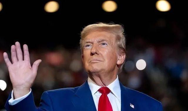 中方刚公布访华名单，特朗普从中捣乱，枪口对准中国，冯德莱恩也趁机出手搅局，轰动全球舆论