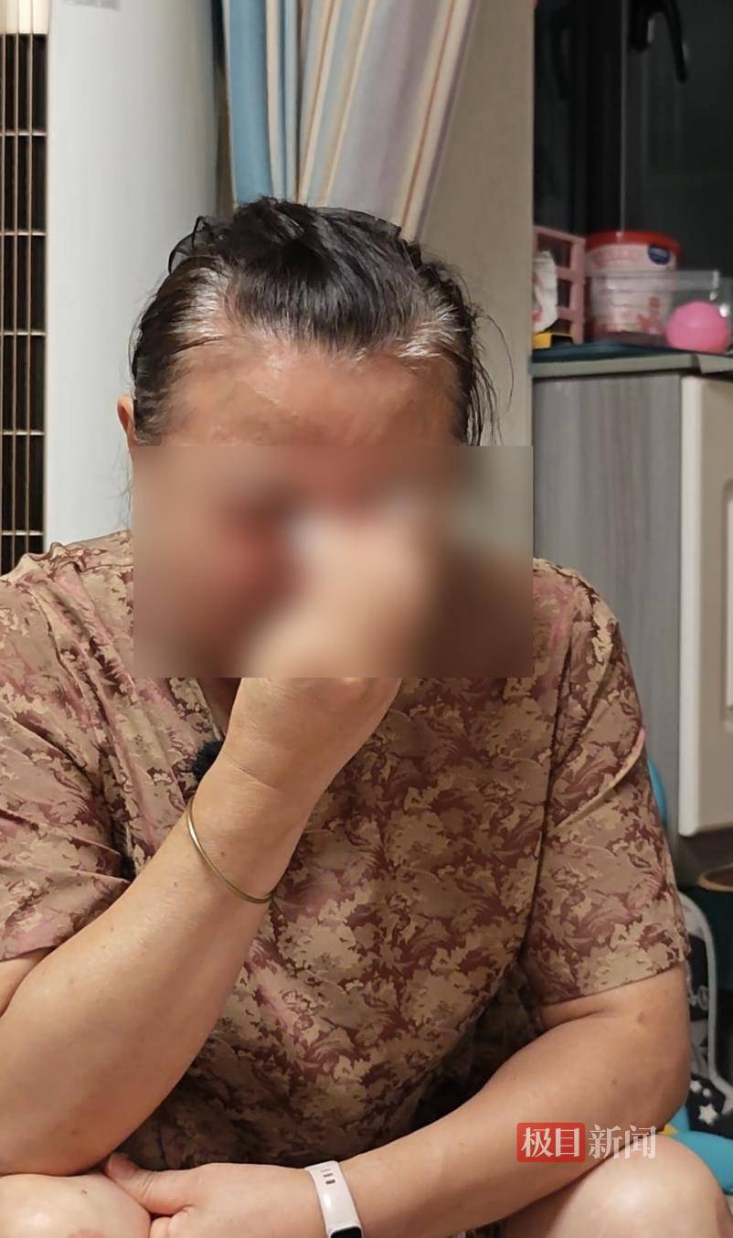 一家四口自驾遇落石36岁男子被砸身亡，两天后是他小女儿2周岁生日，死者父母：再也见不到儿子儿媳一同回家