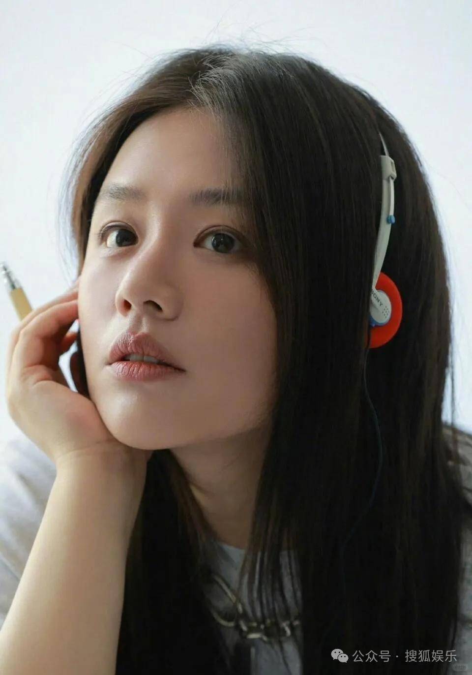 被全网劝分的这对终于分手了？她最近的状态确实肉眼可见的好！