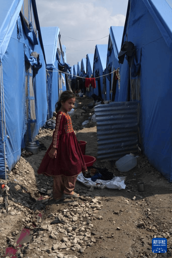 中国驻阿富汗大使馆赴阿地震灾区慰问