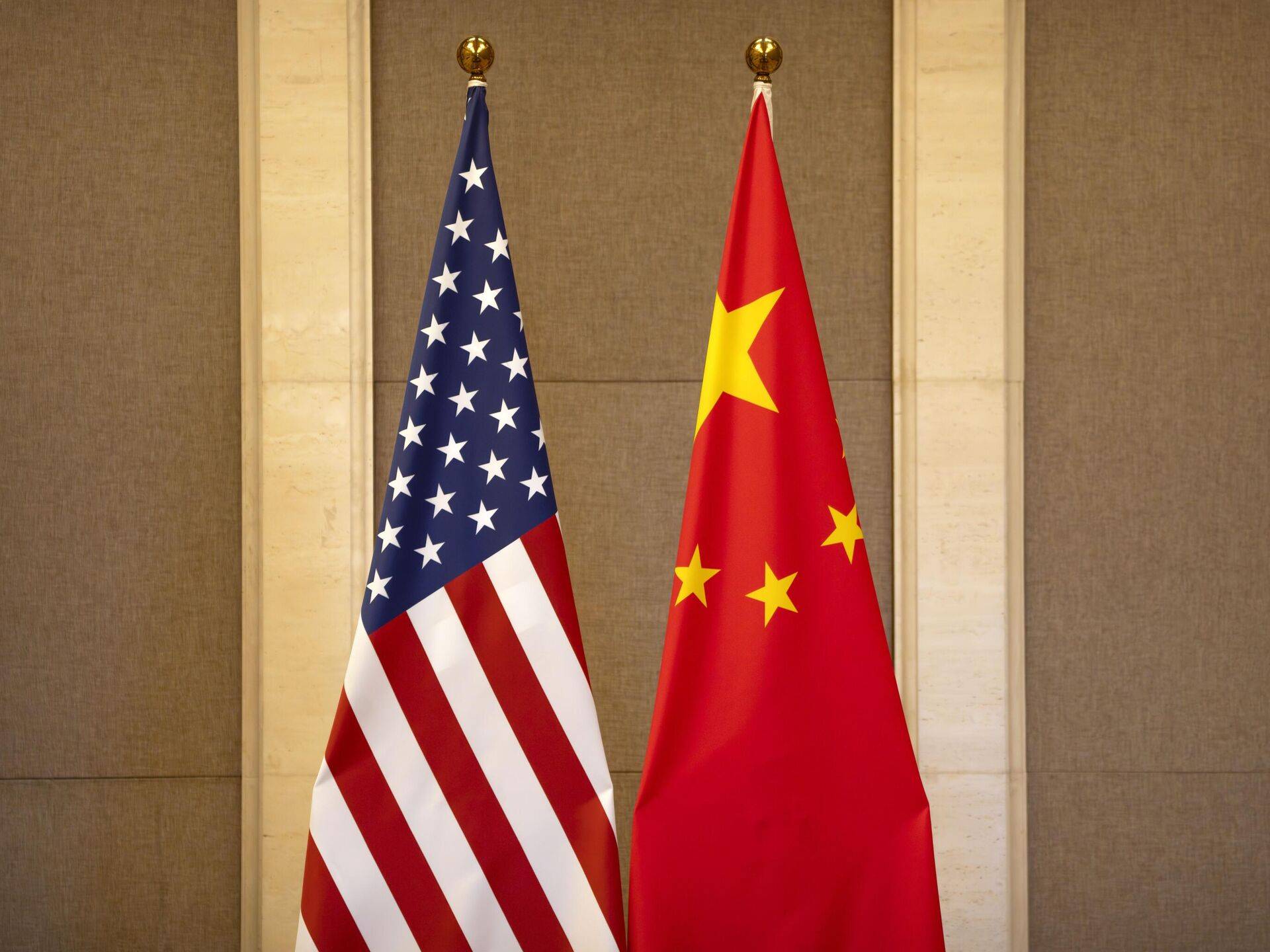 特朗普开首枪，泽连斯基也在联大出手，中国被俄牵连，局势已生变