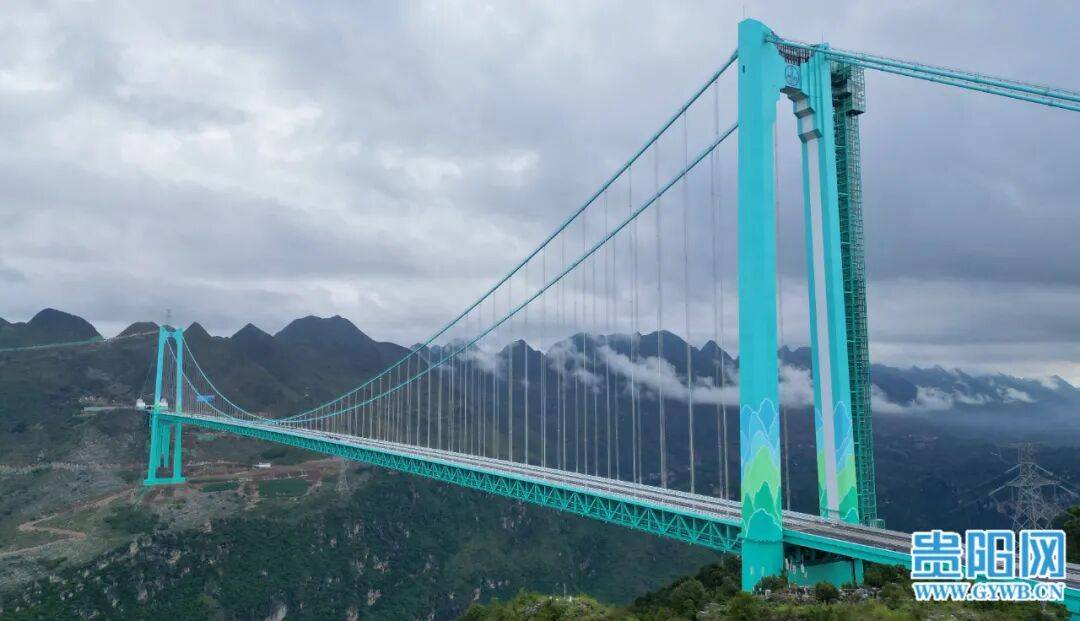 花江峡谷大桥旅游区明日试运营