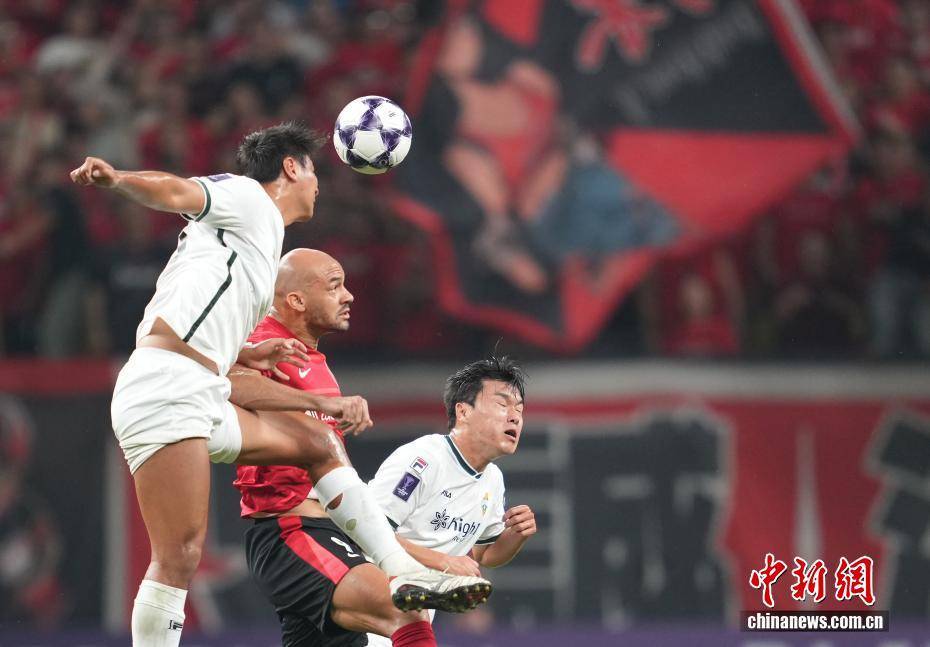 2025/2026亚足联冠军精英联赛第2轮：成都蓉城队1比0胜韩国江原FC队