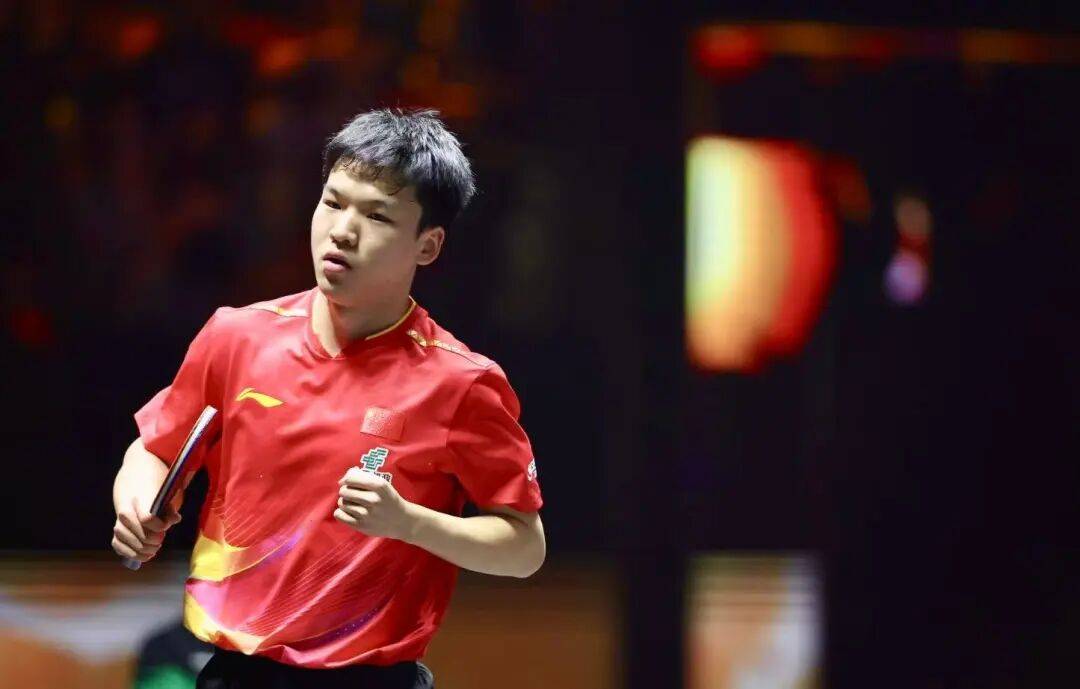 孙颖莎、王曼昱女单争金，王楚钦、向鹏挺进男单4强 | WTT中国大满贯