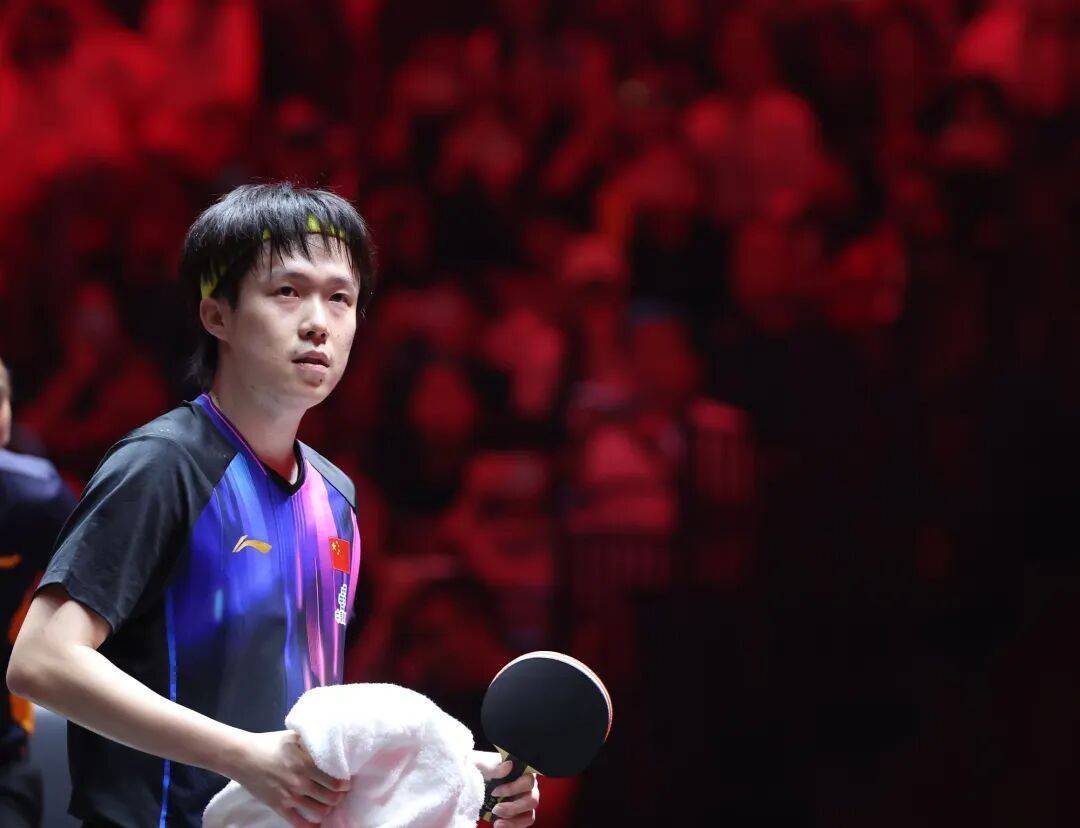 孙颖莎、王曼昱女单争金，王楚钦、向鹏挺进男单4强 | WTT中国大满贯