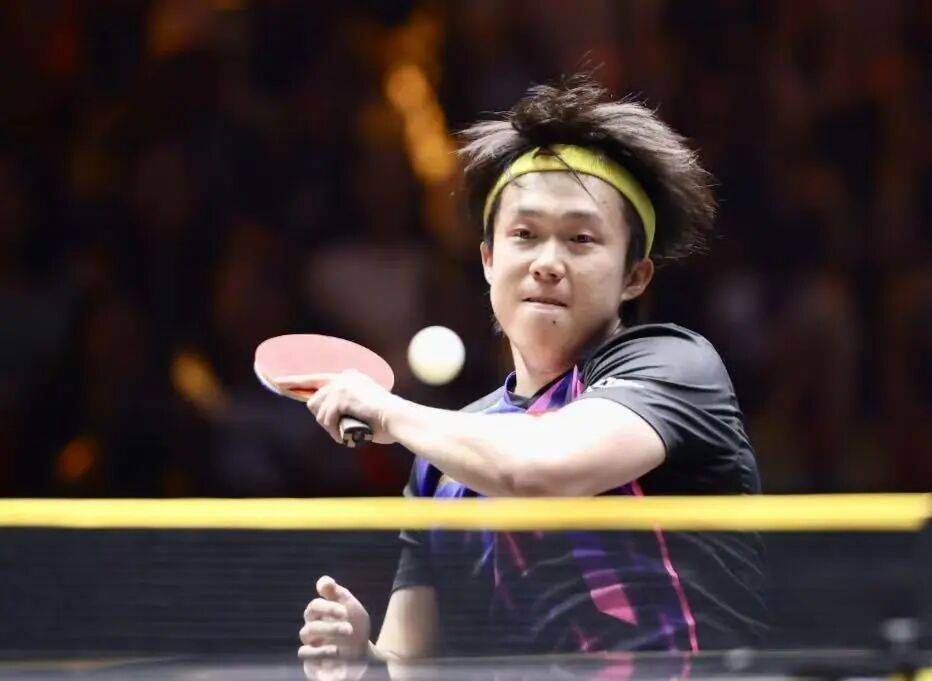 孙颖莎、王曼昱女单争金，王楚钦、向鹏挺进男单4强 | WTT中国大满贯