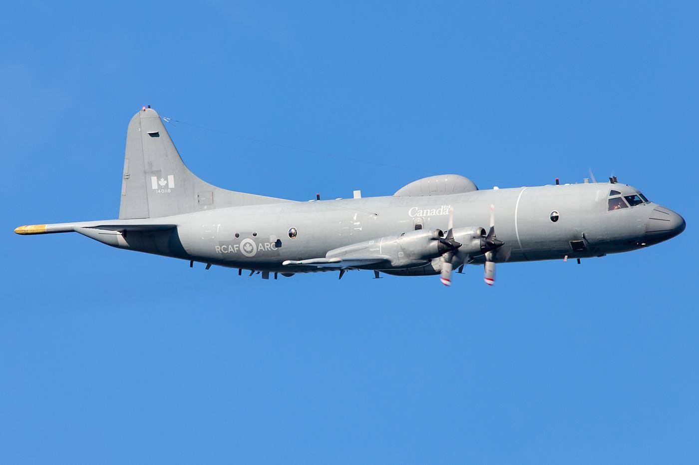 印巴空战后，西方首次看到霹雳15：加军机上门挑衅，被解放军驱逐