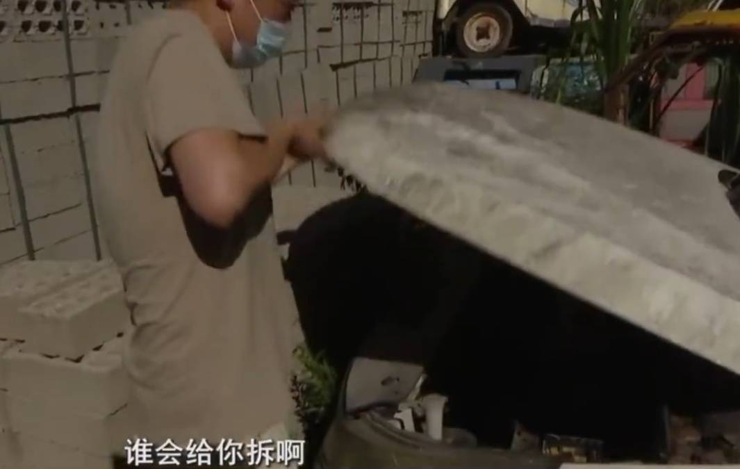 浙江男子把私家车停路边两年，一次也没去看过！如今要用车时傻眼：还能这样？