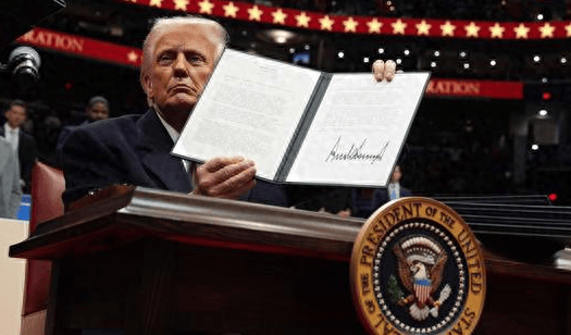 特朗普亲自出马!不许中国参加会议,要把柬泰停火的功劳揽到自身?外交部第一时间回应,措辞不简单