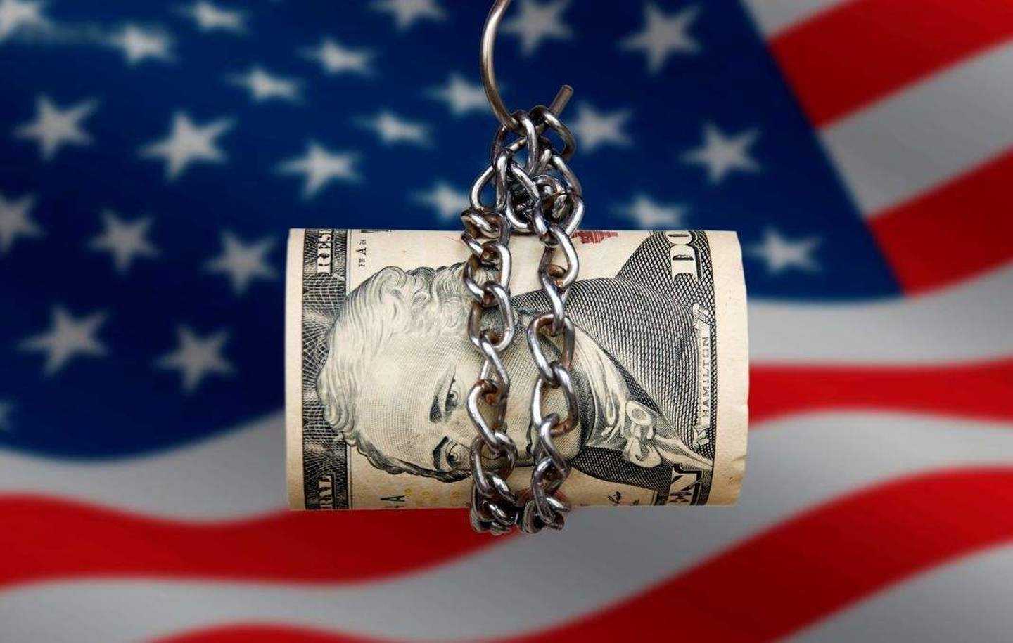 新加坡劝中国放弃自给自足，称美国还有绝招！这个印度裔总统，对华不怀好意