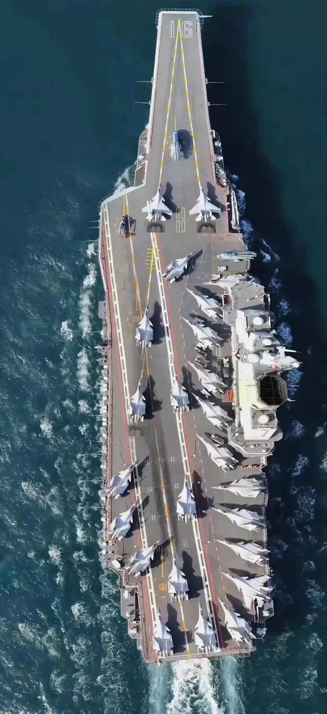 美媒:中国“福建”舰战斗力仅有50年前“尼米兹”级航母的60%?