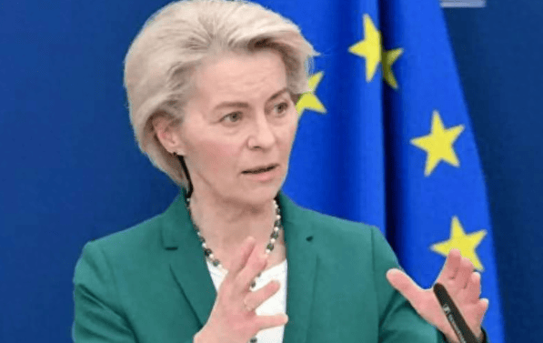 刚对中国狠话说尽，中美转头就握手言和？欧盟火速对华变脸，关键时刻，一架中方专机抵欧