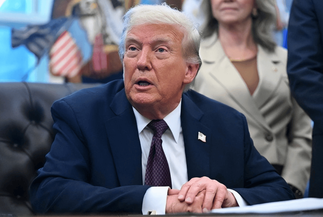 美财长对华放话:一旦中国在稀土上“出尔反尔”,美国将随时准备动手!