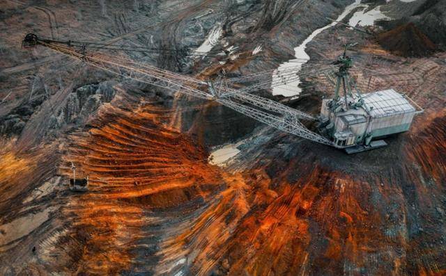 美方放话:2年内摆脱中国稀土!5国已行动,特朗普下手挺快