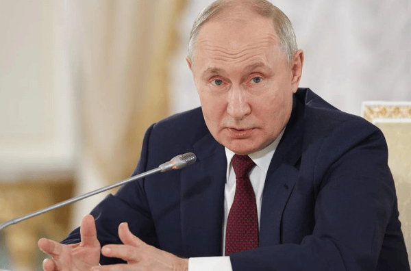 乌军断粮7天大规模投降，德国先下手为强，凑80万大军与俄罗斯硬刚到底？俄乌局势重大反转