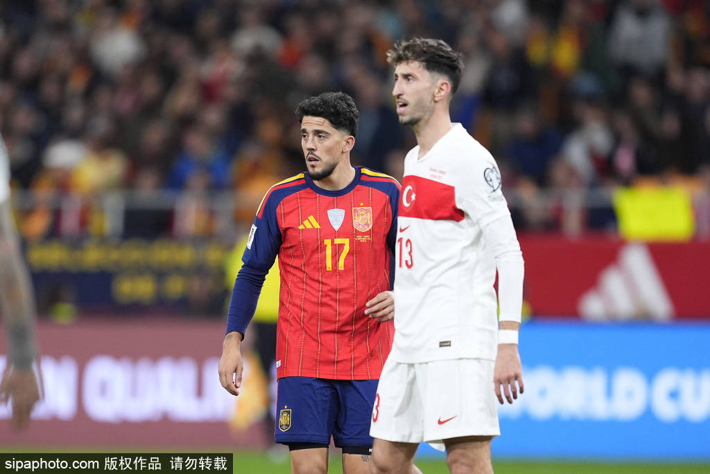 直通世界杯！世预赛-奥尔莫破门 西班牙2-2土耳其