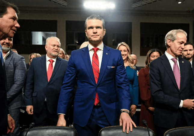 情况不妙，日本多地爆发游行示威，美军方出面敲打，特朗普罕见对中国示好！高市或不得不提前下台