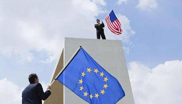 中方第1击即王炸,英首相访华泡汤!英国宣布:从中国周边后撤