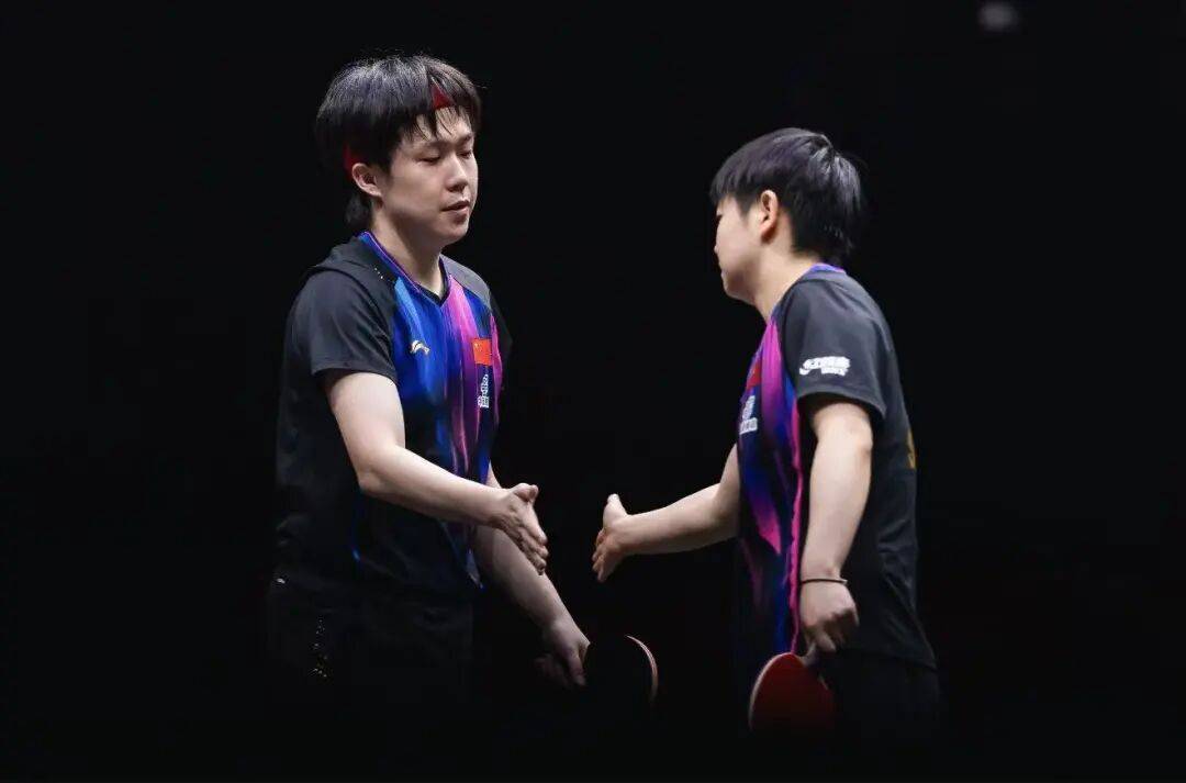 国乒包揽女单4强,王楚钦半决赛战莫雷,混双冠军明日出炉 | 香港总决赛