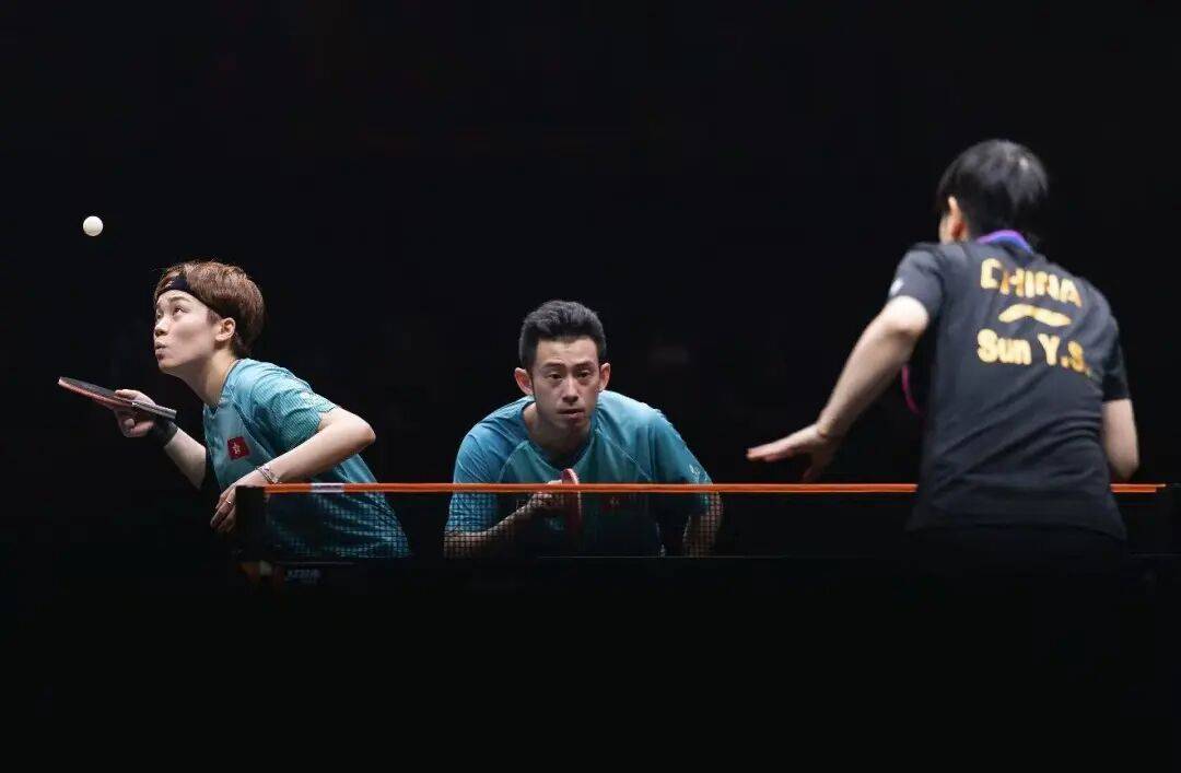 国乒包揽女单4强,王楚钦半决赛战莫雷,混双冠军明日出炉 | 香港总决赛