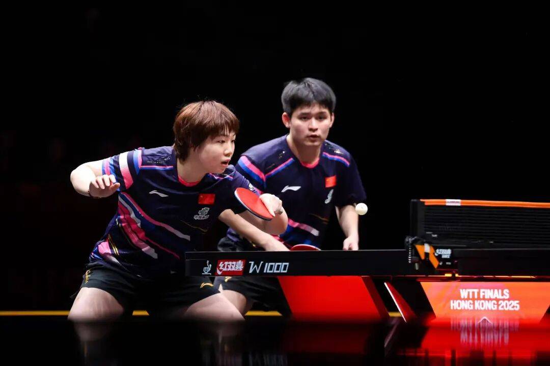 国乒包揽女单4强,王楚钦半决赛战莫雷,混双冠军明日出炉 | 香港总决赛