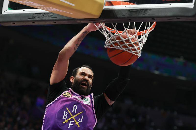 里勒36分高诗岩失绝平三分 北控险胜山东获开门红