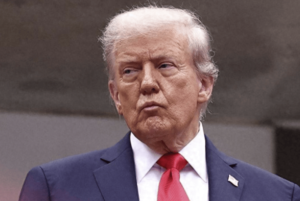 全面反华开始?特朗普不当老二,9国在白宫签字,要废中国王牌