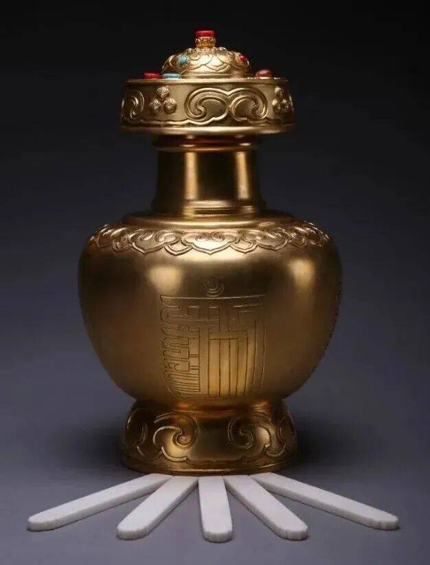 最新力证!西藏“活佛转世”的最高决定权在中央政府