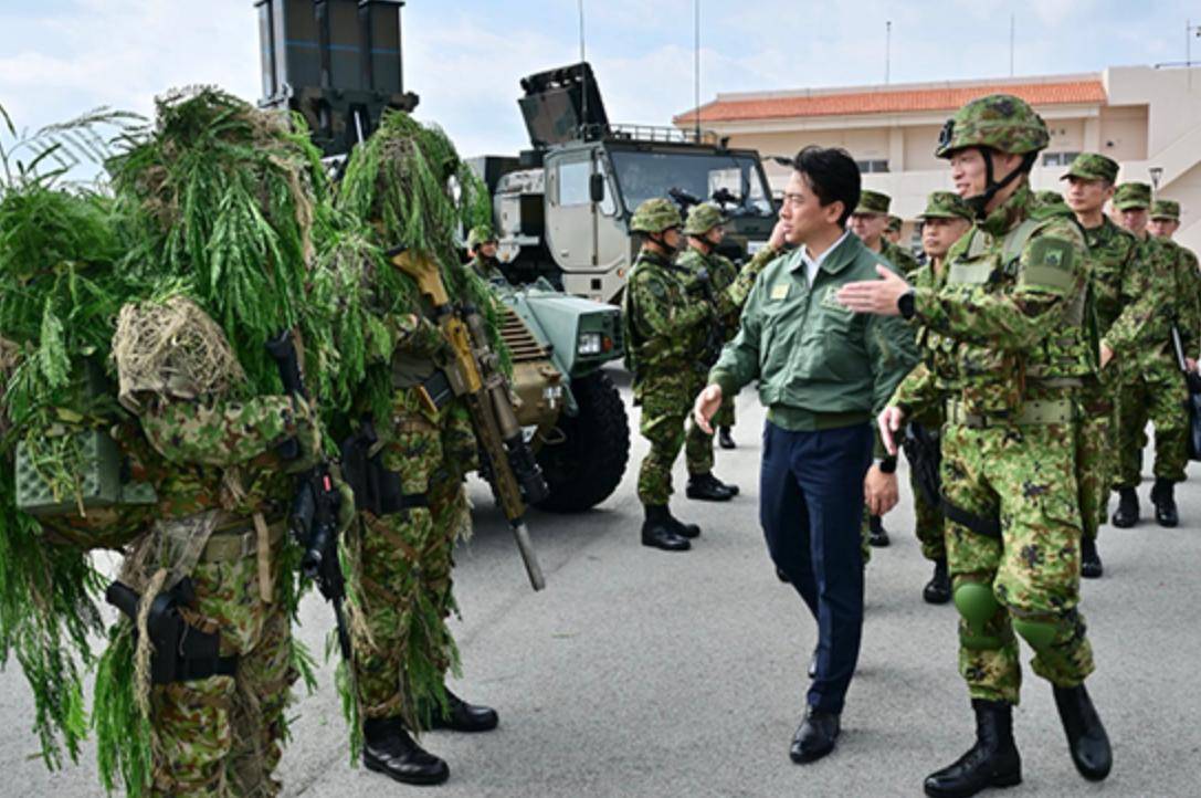 拖了40天,高市早苗对中国统一方式,首次作出回应,中方:日本没资格置喙!