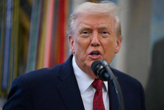 中国180万桶原油遭殃,特朗普闯下大祸,解放军100枚导弹已就位?