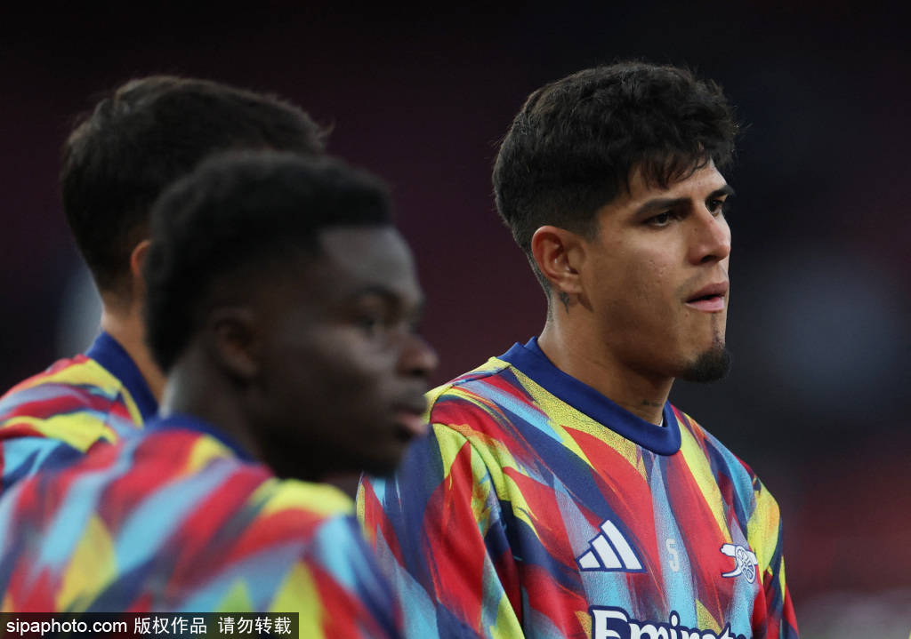 阿森纳0-0水晶宫:马杜埃凯三度错失良机,热苏斯险造进球