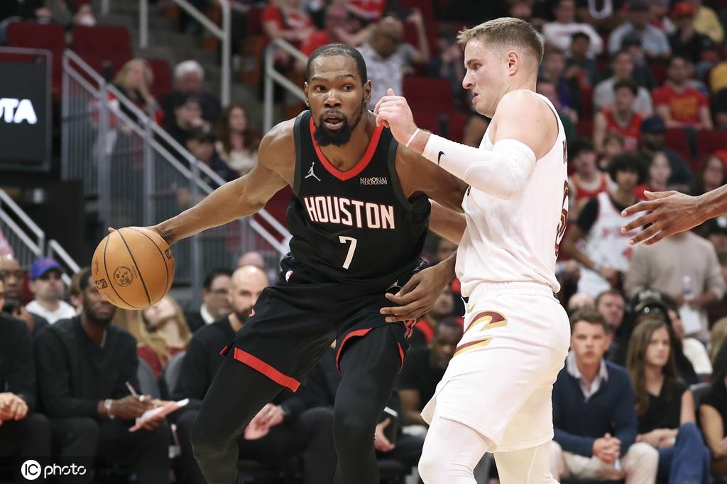 杜兰特30+7谢泼德18分米切尔16+6 火箭轻取骑士