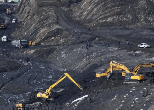 美国懵了,中国恢复稀土出口,但一个关键限制,特朗普有苦说不出