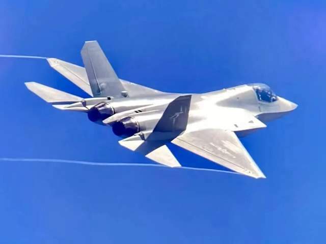 用敌军雷达波,给自己的隐身战机“充电”?中国黑科技颠覆电子战