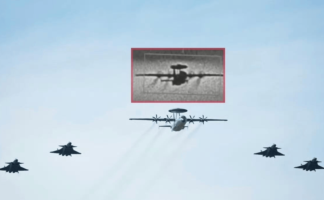 对峙升级,台军公布F16V“锁定”歼16画面,距开火只剩一个按钮?