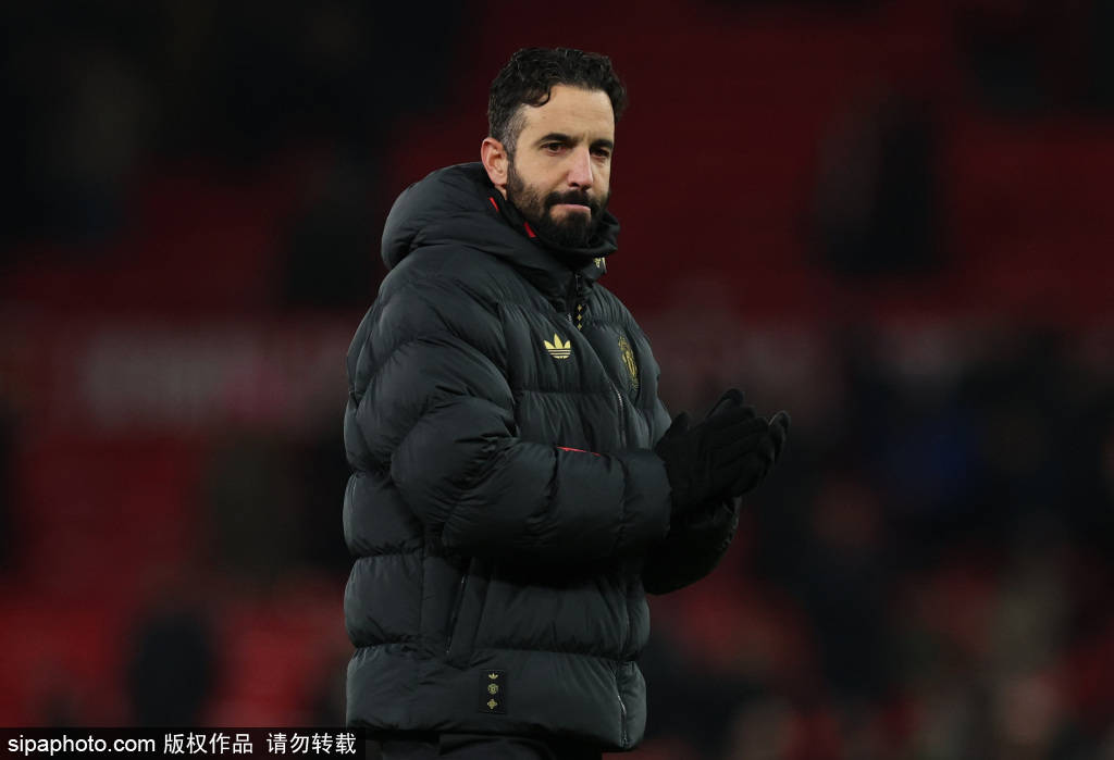 绿帽哥:格拉斯纳针对曼联战术做了1000页分析,他知道总会有面试