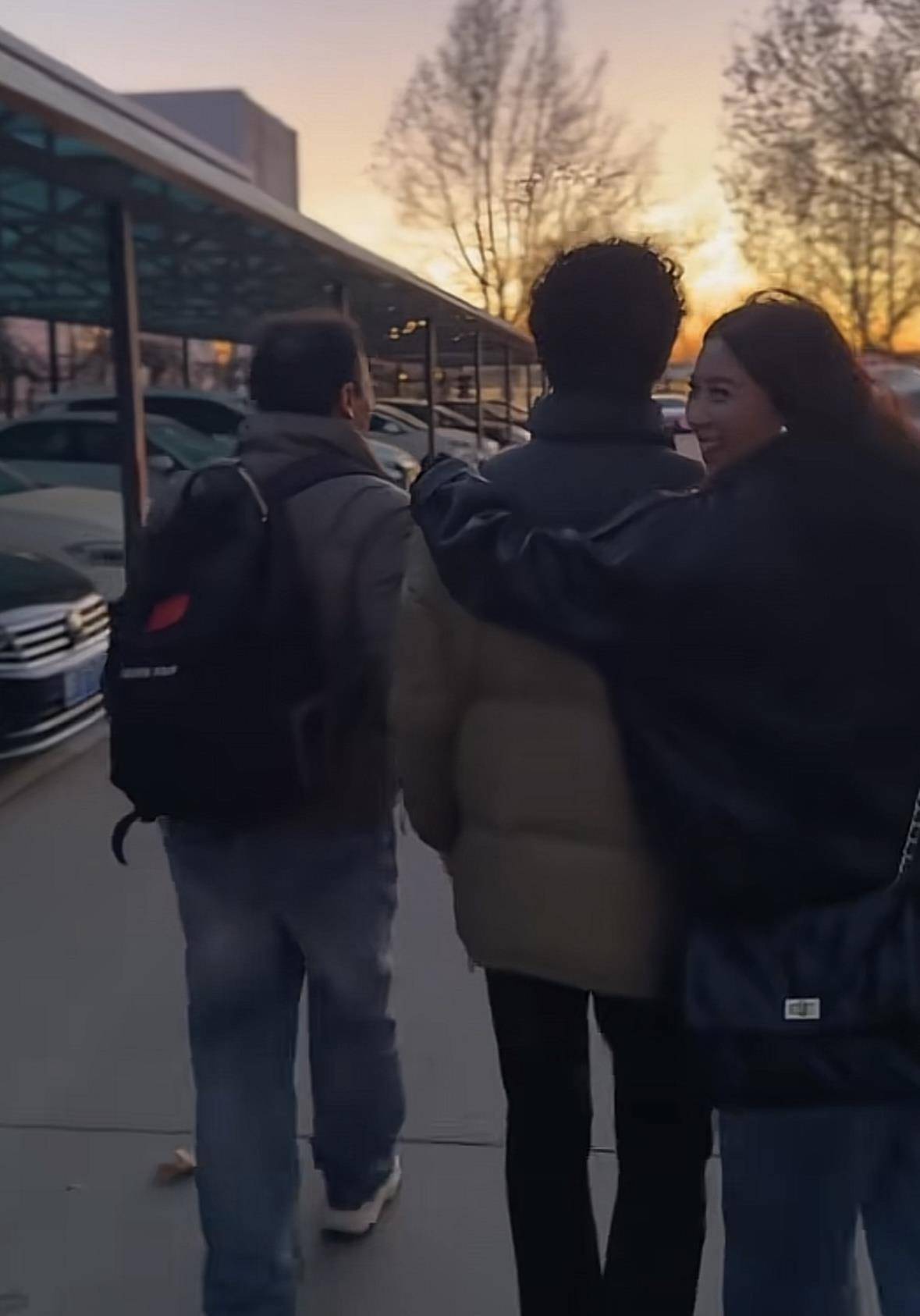 被拐17年的马仔昊认亲成功!母亲泣不成声拉住手“再也不放开了”,杜小华:替他们开心,相信“小米奇”也一定能找到